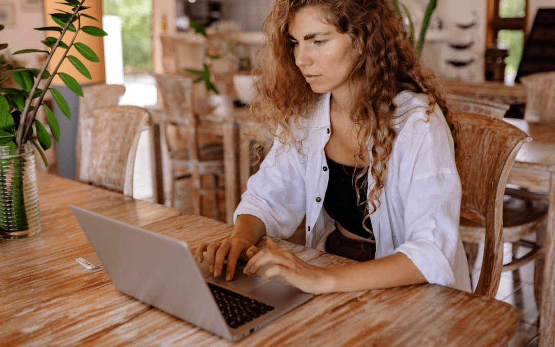 woman on laptop using an ai therapist